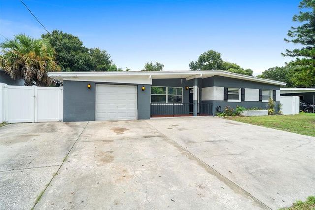 90 NANCY LEE AVENUE, Orlando, FL 32807