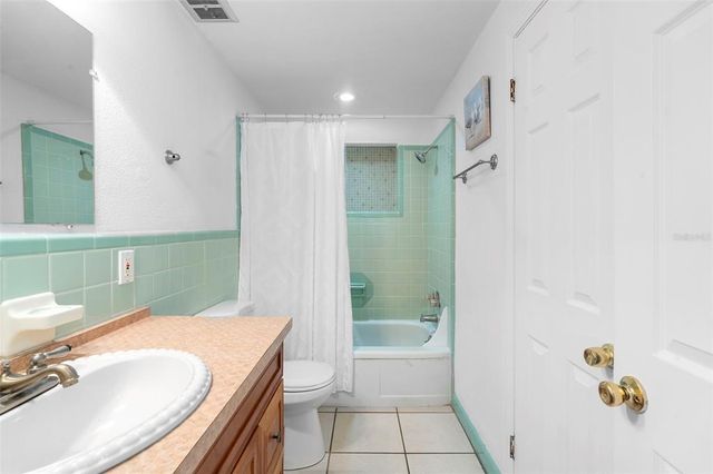 90 NANCY LEE AVENUE, Orlando, FL 32807