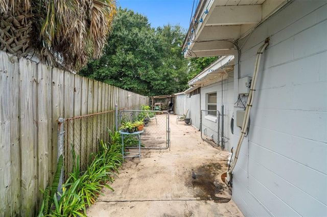 90 NANCY LEE AVENUE, Orlando, FL 32807