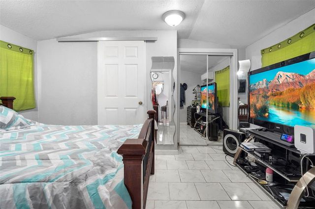 90 NANCY LEE AVENUE, Orlando, FL 32807