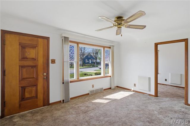 2206 Wengler Avenue, Overland, MO 63114