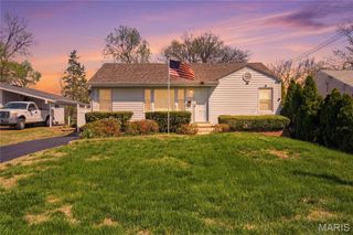 2206 Wengler Avenue, Overland, MO 63114