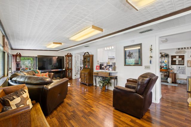 1802 Long Creek Court, Granbury, TX 76049