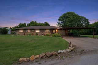 1802 Long Creek Court, Granbury, TX 76049