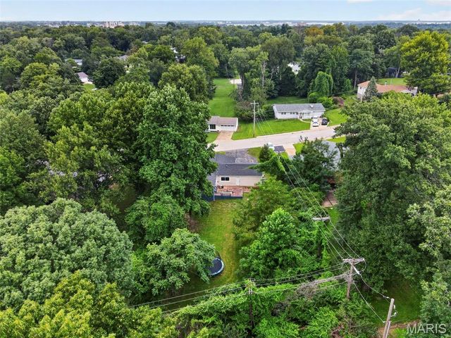 10800 Hobday Avenue, St Ann, MO 63074