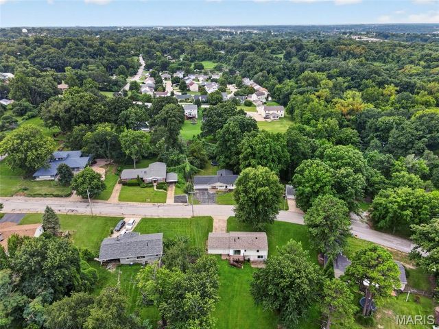 10800 Hobday Avenue, St Ann, MO 63074