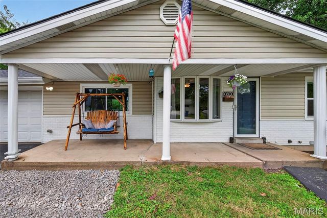 10800 Hobday Avenue, St Ann, MO 63074