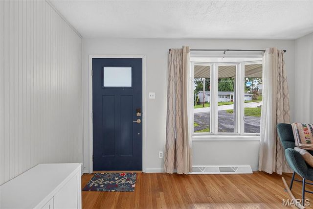 10800 Hobday Avenue, St Ann, MO 63074