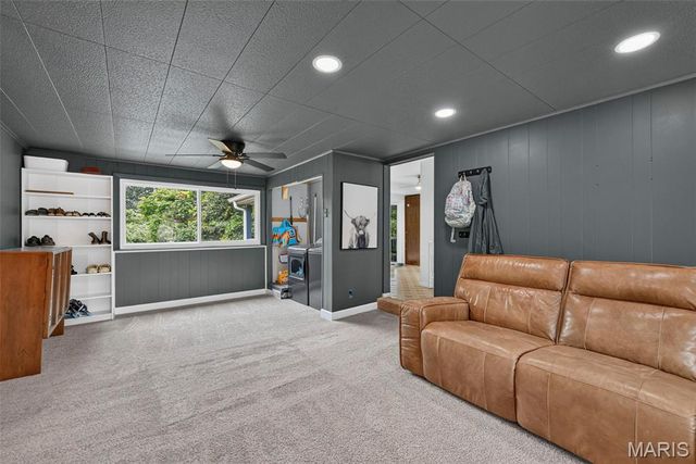 10800 Hobday Avenue, St Ann, MO 63074