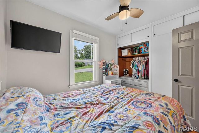 10800 Hobday Avenue, St Ann, MO 63074