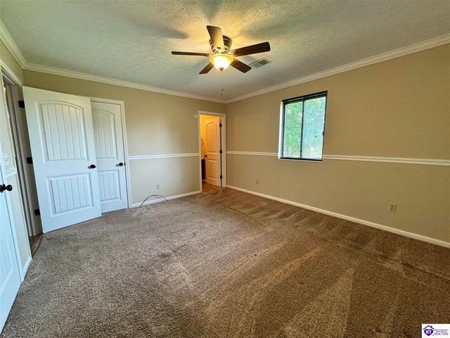 110 King Arthur Circle, Elizabethtown, KY 42701