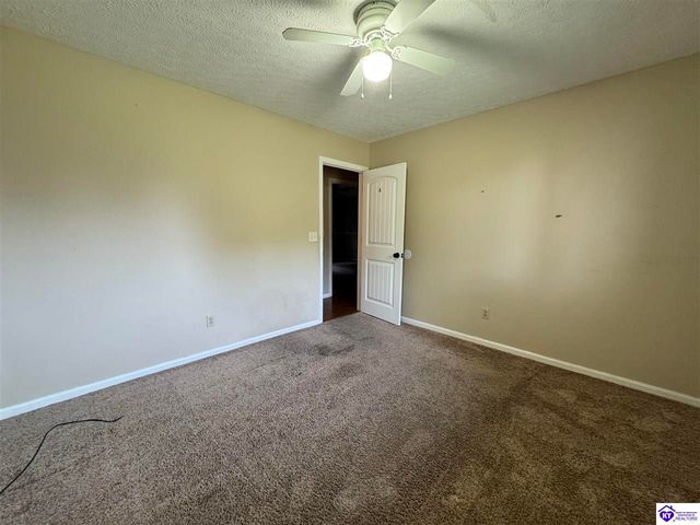 110 King Arthur Circle, Elizabethtown, KY 42701
