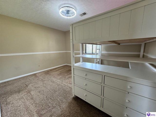 110 King Arthur Circle, Elizabethtown, KY 42701