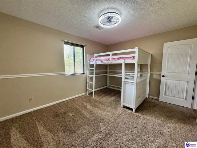 110 King Arthur Circle, Elizabethtown, KY 42701