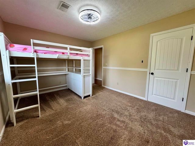 110 King Arthur Circle, Elizabethtown, KY 42701