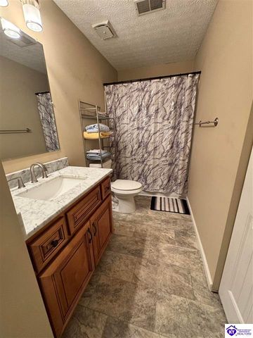 110 King Arthur Circle, Elizabethtown, KY 42701