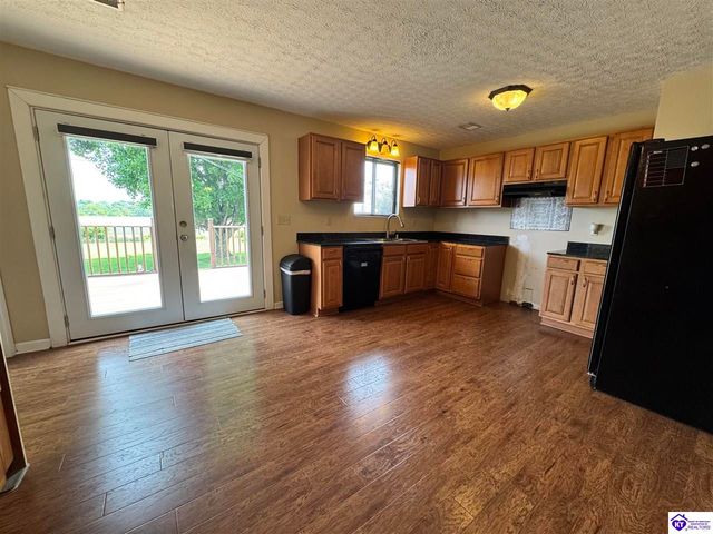 110 King Arthur Circle, Elizabethtown, KY 42701