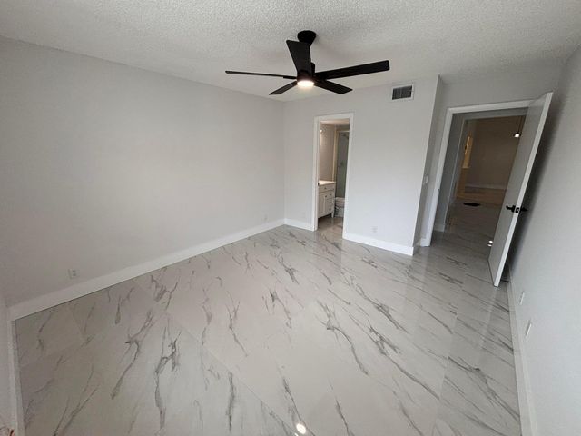 4969 Sable Pine Circle C2, West Palm Beach, FL 33417