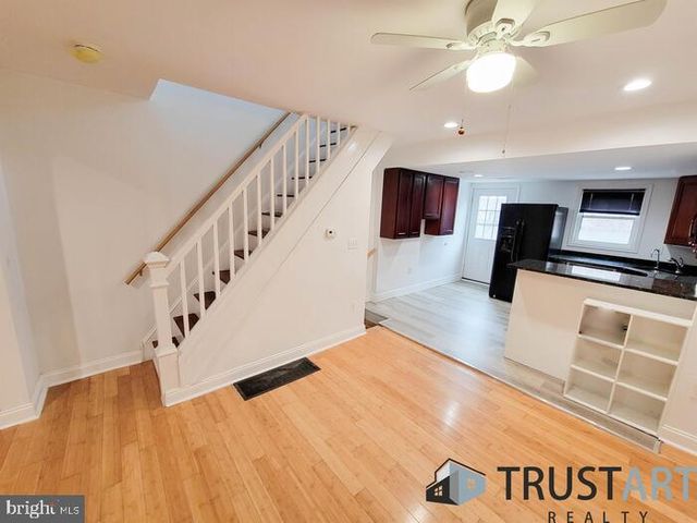 2444 S FAIRHILL ST, Philadelphia, PA 19148