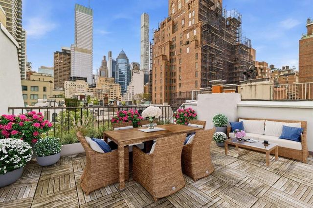 159 E 63rd Street ENTIRE TOWNHOUSE, New York City, NY 10065
