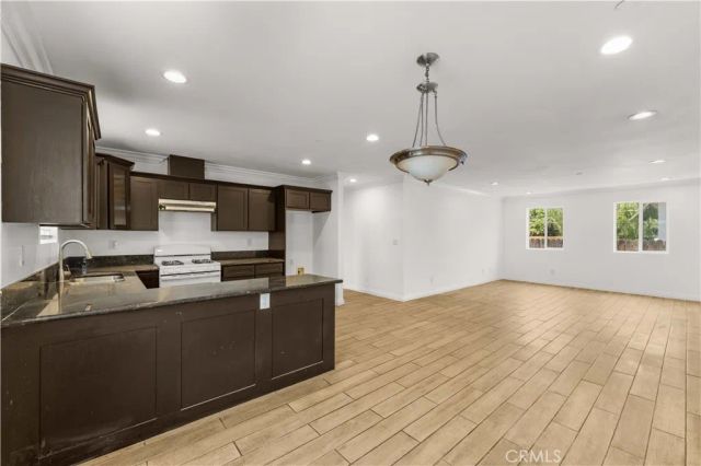 1106 E 114th, Los Angeles, CA 90059