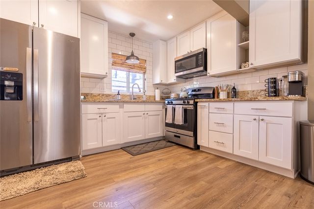 846 Maple Lane, Sugarloaf, CA 92386