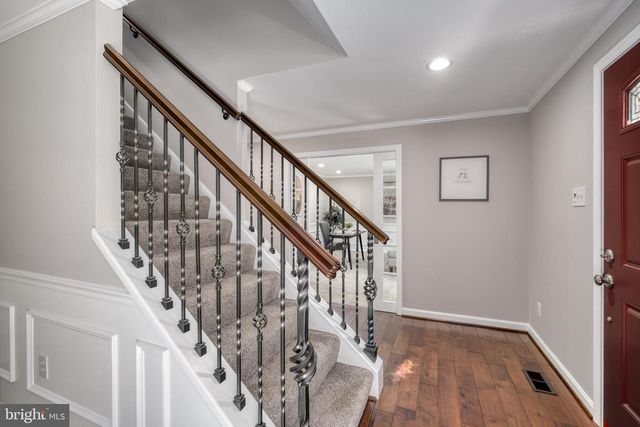 10222 STEAMBOAT LANDING LN, Burke, VA 22015