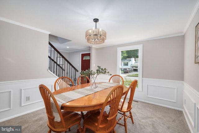 10222 STEAMBOAT LANDING LN, Burke, VA 22015