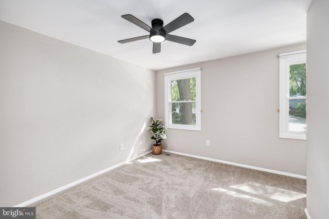10222 STEAMBOAT LANDING LN, Burke, VA 22015