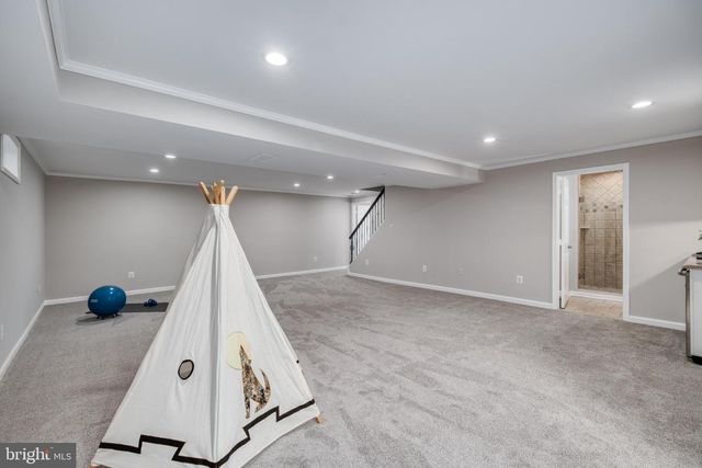10222 STEAMBOAT LANDING LN, Burke, VA 22015
