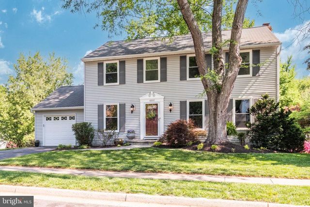 10222 STEAMBOAT LANDING LN, Burke, VA 22015