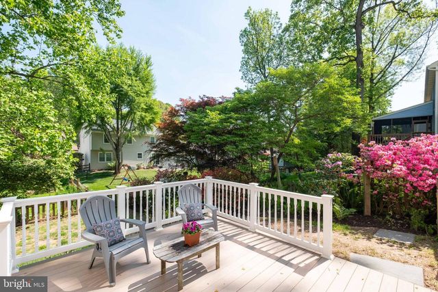 10222 STEAMBOAT LANDING LN, Burke, VA 22015