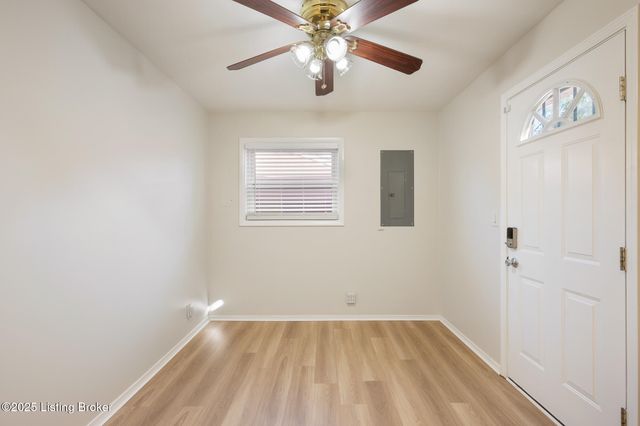 1083 Hillview Blvd, Louisville, KY 40229