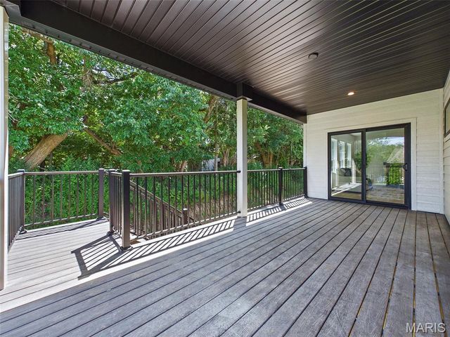 3825 N Arbor Lake Drive, Edwardsville, IL 62025