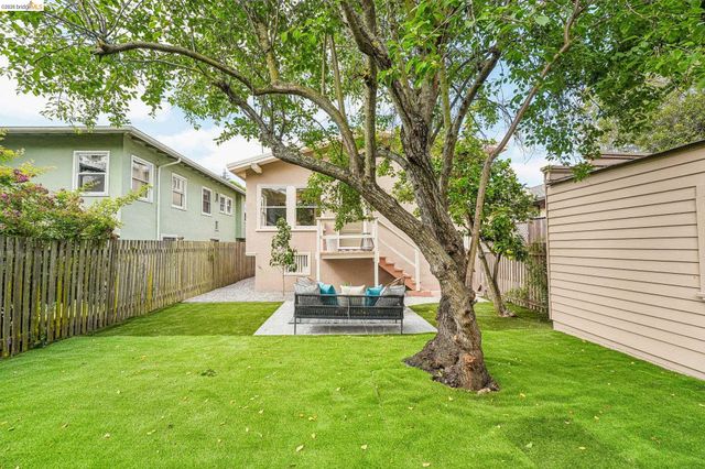 5826 Virmar Ave, Oakland, CA 94618