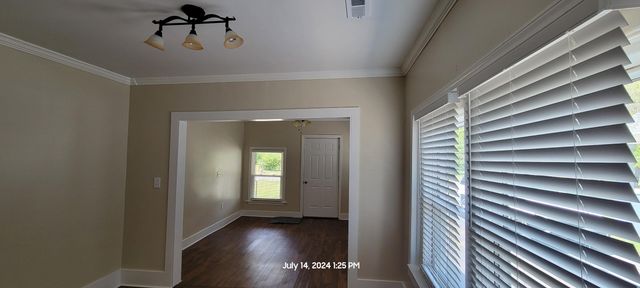 816 Indian Avenue, Rossville, GA 30741