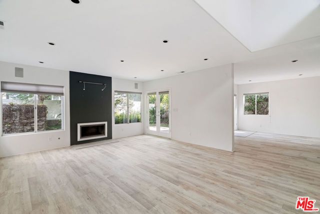 2606 Pacific Avenue, Manhattan Beach, CA 90266