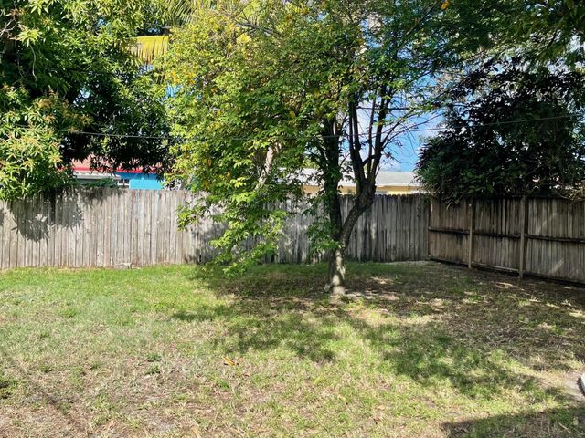 526 Worthmore Drive, Lake Worth Beach, FL 33460