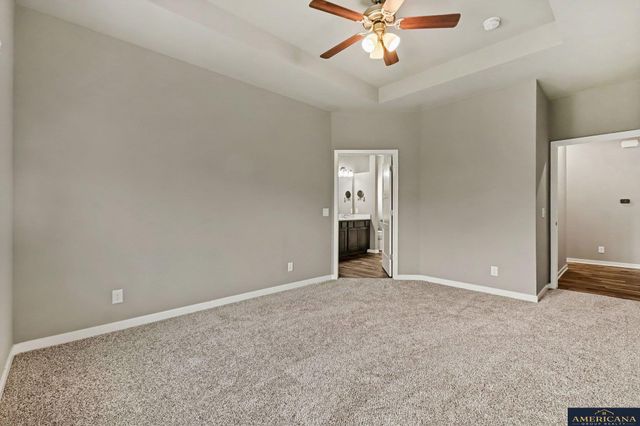 18612 Redwood Street, Omaha, NE 68136