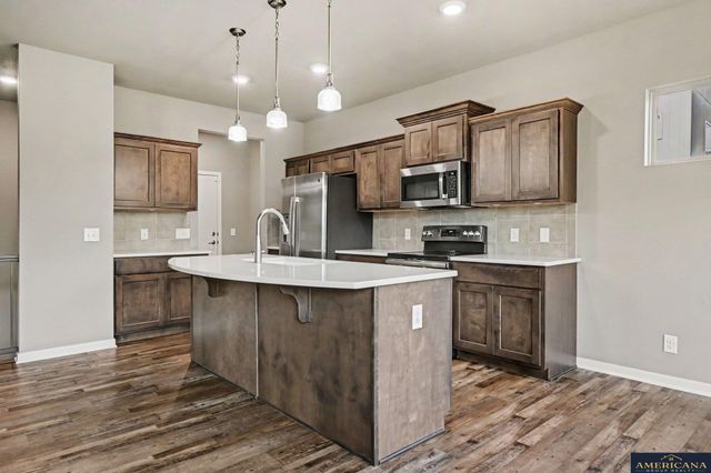 18612 Redwood Street, Omaha, NE 68136