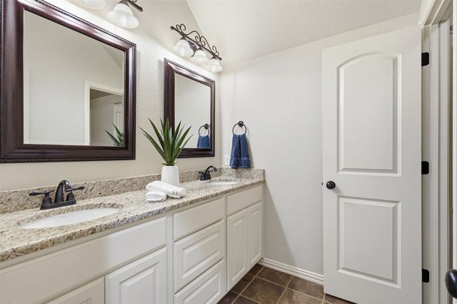 12409 Bella Vino Drive, Fort Worth, TX 76126