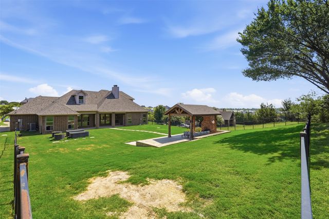 12409 Bella Vino Drive, Fort Worth, TX 76126