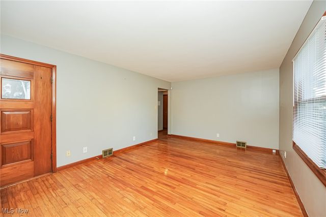 962 Iona Avenue, Akron, OH 44314