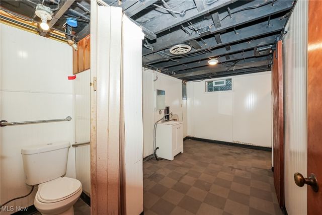 962 Iona Avenue, Akron, OH 44314