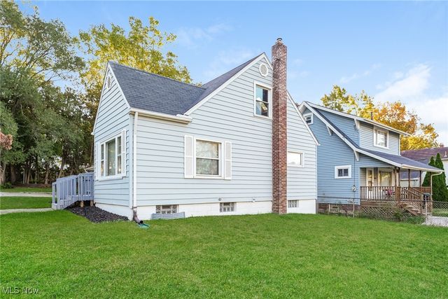 962 Iona Avenue, Akron, OH 44314