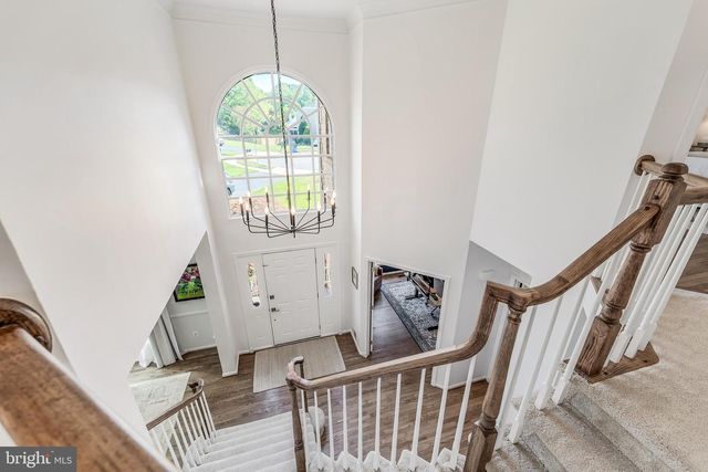 12537 RIDGEGATE DR, Herndon, VA 20170
