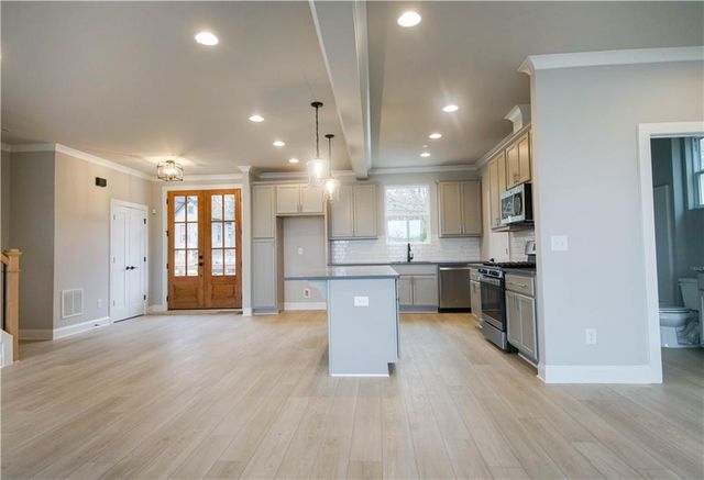 1740 Bolton Road NW, Atlanta, GA 30318