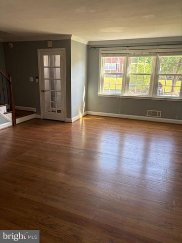 1543 COTTAGE LN, Towson, MD 21286