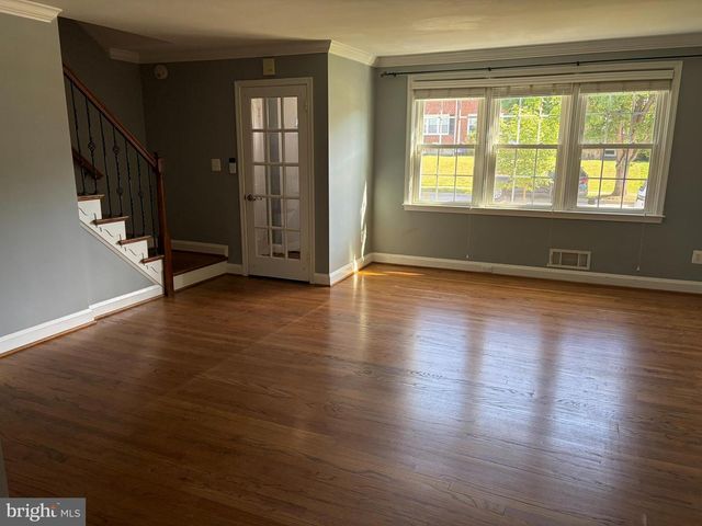 1543 COTTAGE LN, Towson, MD 21286