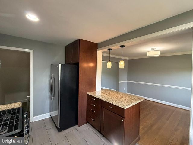 1543 COTTAGE LN, Towson, MD 21286